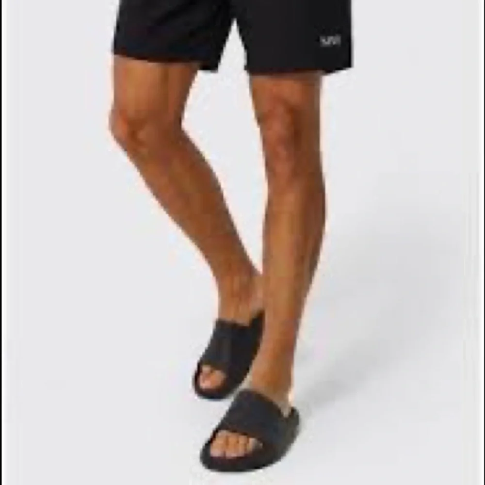 Black Rubber Slip On Sandal Smooth Comfort Cushion Insole Grip Outer Sole Mens 9